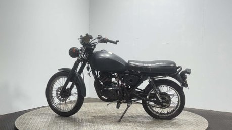 Herald Motor Co Classic 2014 XF 125CC Project 4