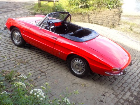Alfa Romeo Spider 1600 Duetto 48