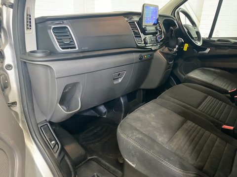 Ford Transit Custom 300 LIMITED P/V ECOBLUE 18