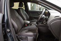 SEAT Leon TSI EVO FR BLACK EDITION 33