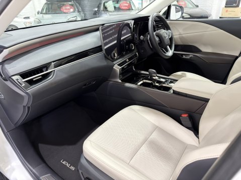 Lexus RX 450H+ PREMIUM PLUS 17