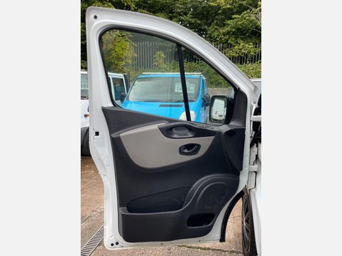 Renault Trafic 1.6 dCi ENERGY 29 Business LWB High Roof Euro 5 (s/s) 5dr 35