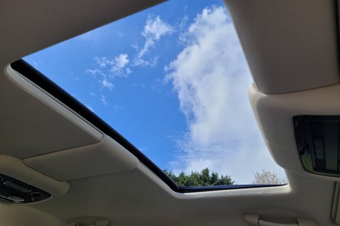 Bentley Flying Spur V8 34