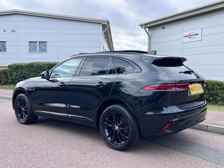 Jaguar F-Pace 2.0 D200 MHEV R-Dynamic SE Auto AWD Euro 6 (s/s) 5dr 65