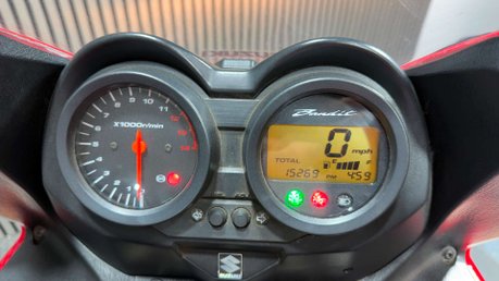 Suzuki Bandit GSF 650 2005 ONLY 15K MOT VERY CLEAN A2 RESTRICTABLE 650CC 48