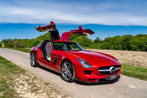 Mercedes-Benz SLS Coupe 18