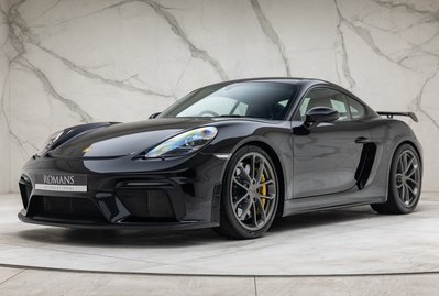 Porsche Cayman GT4 (718)