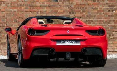 Ferrari 488 Spider 3