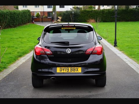 Vauxhall Corsa 1.4i ecoTEC SRi VX Line Nav Black Euro 6 3dr 11
