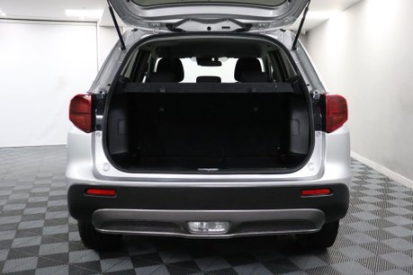 Suzuki Vitara SZ-T BOOSTERJET MHEV 14