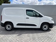 Vauxhall Combo L1H1 2300 100 ps Dynamic Panel Van - No VAT 11