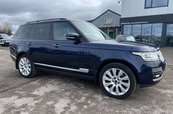 Land Rover Range Rover 4.4 SDV8 AUTOBIOGRAPHY AUTO 4