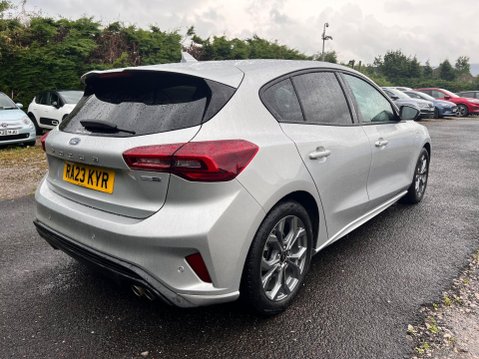 Ford Focus 1.0T EcoBoost MHEV ST-Line DCT Euro 6 (s/s) 5dr 9