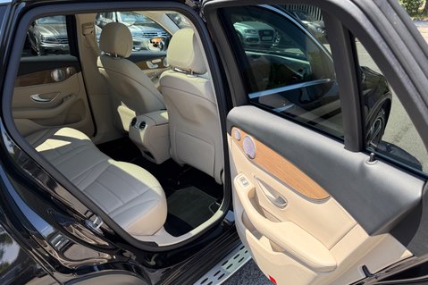 Mercedes-Benz GLC GLC 250 4MATIC SPORT PREMIUM PLUS - RARE BUILD - PAN ROOF - 360 CAMERA 31