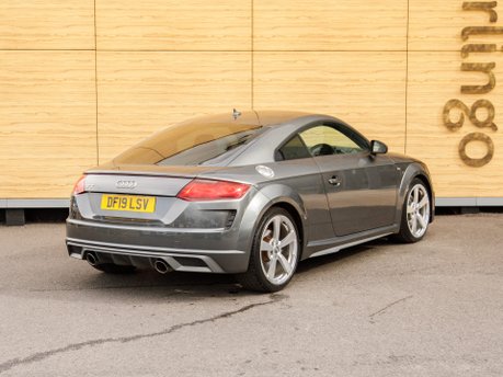Audi TT TFSI S LINE