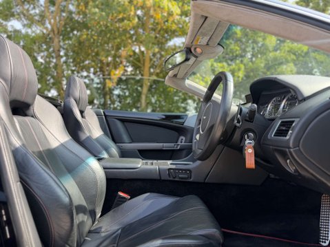 Aston Martin DB9 5.9 DB9 Volante Auto 2dr 18