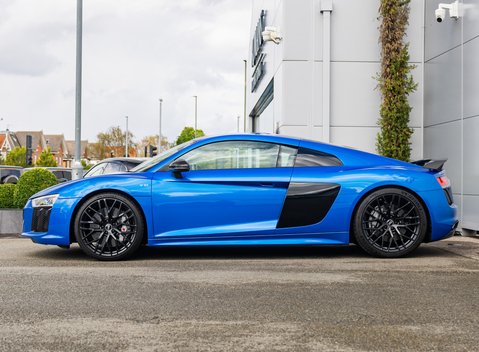 Audi R8 V10 PLUS 3