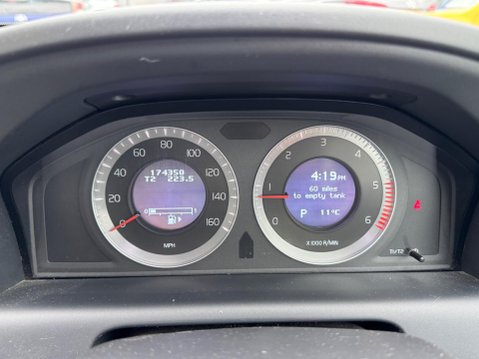Volvo XC60 2.4 D5 SE Lux Geartronic AWD Euro 4 5dr 21