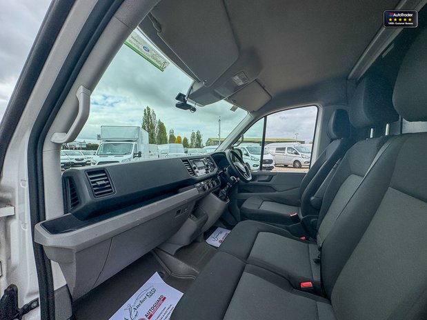 Volkswagen Crafter Luton LWB L3 Cr35 Startline Low Loader EURO 6 SELECT 12