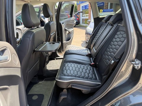 Ford Kuga 1.5T EcoBoost Vignale Auto AWD Euro 6 (s/s) 5dr 33
