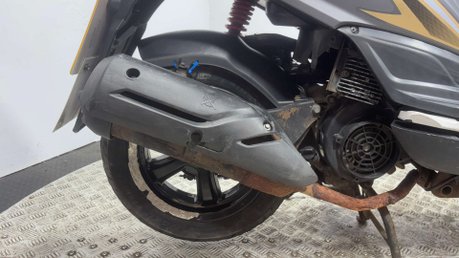 SYM Jet 2021 21K GOOD RUNNING PROJECT SCOOTER SPARES OR REPAIR 125CC 14