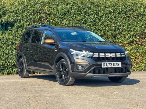 Dacia Jogger 1.6 Hybrid EXTREME MPV 5dr Petrol Hybrid Auto Euro 6 29