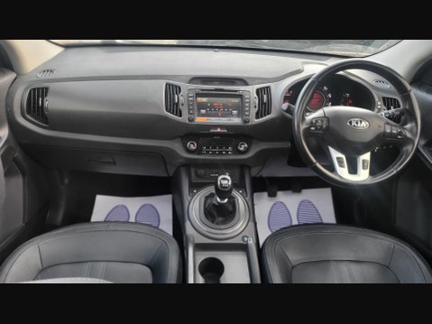 Kia Sportage CRDI 3 SAT NAV 4