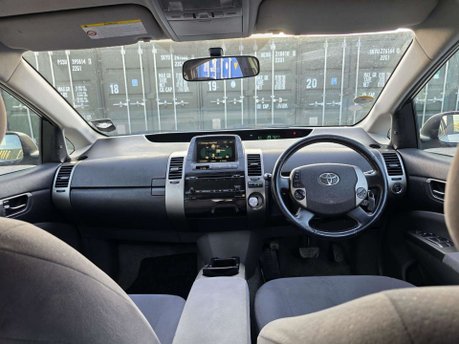Toyota Prius 1.5 T4 Hatchback 5dr Petrol Hybrid CVT (104 g/km, 76 bhp) 16