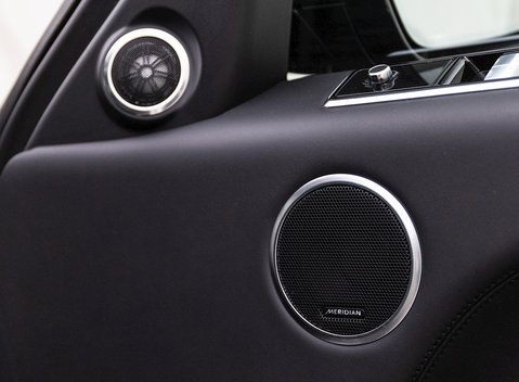 Land Rover Range Rover Sport 5.0 SVR 21
