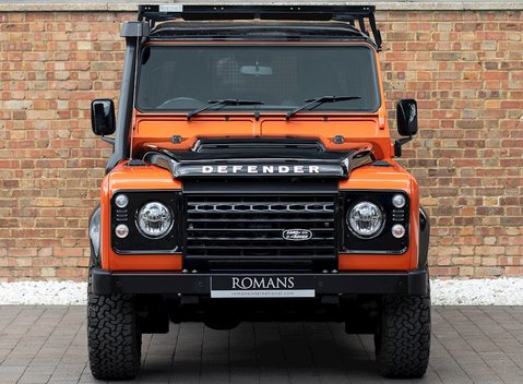 Land Rover Defender 90 Adventure Edition 4