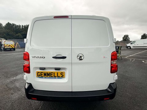 Vauxhall Vivaro 1.5 Vivaro F2900 Prime S/S 5dr 9