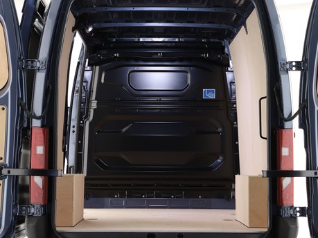 Renault Master LM35 Blue dCi 170 Extra Medium Roof Van Auto MY26 3