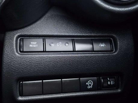 Nissan Juke 1.0 DIG-T N-Connecta SUV 5dr Petrol DCT Auto Euro 6 (s/s) (114 ps) 29