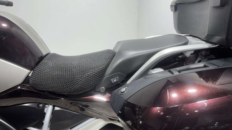 BMW R 1200 RT 2015 STUNNING EXAMPLE EBONY COLOUR SCHEME 45K NEW MOT 1200CC 11