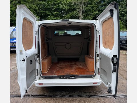 Vauxhall Vivaro 2.0 2900 CDTi Sportive Crew Van 5dr Diesel Manual FWD L1 (195 g/km, 113 bhp 34