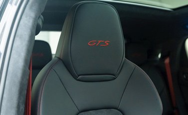 Porsche Cayenne GTS Coupé 12