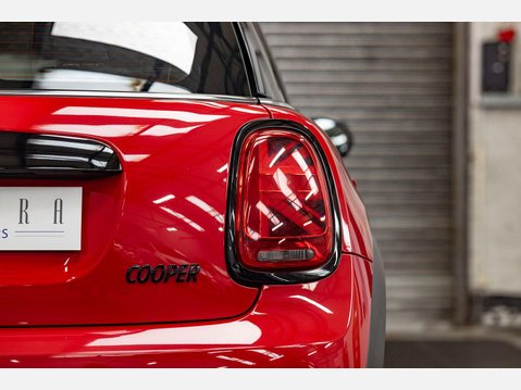 Mini Hatch 1.5 Cooper Sport Steptronic Euro 6 (s/s) 3dr 73