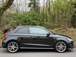 Audi A1 1.6 A1 Black Edition TDI 3dr 22