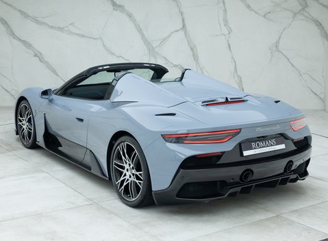 Maserati MC20 Cielo 15