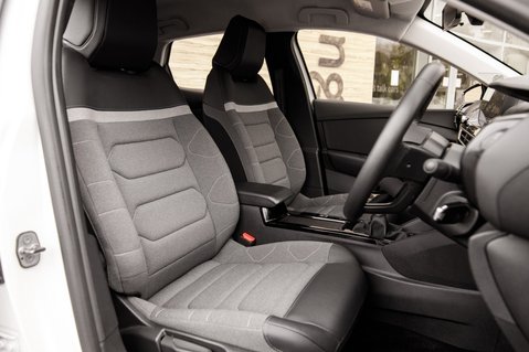 Citroen C4 PURETECH PLUS S/S 29