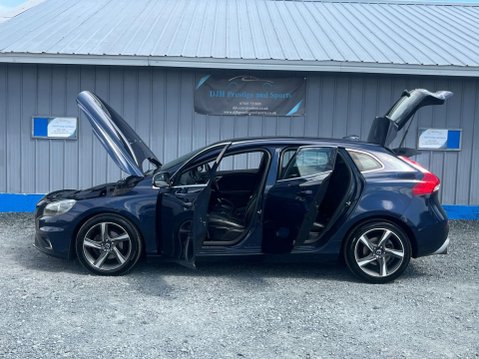 Volvo V40 1.6 D2 R-Design Lux Nav Euro 5 (s/s) 5dr 44
