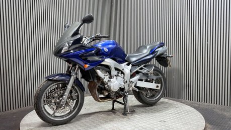 Yamaha FZ 2004 HIGH MILEAGE COMMUTER BIKE / PARTS BIKE 600CC 5