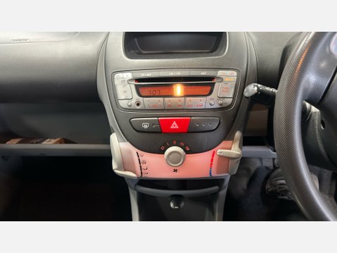 Peugeot 107 URBAN 2-TRONIC 12