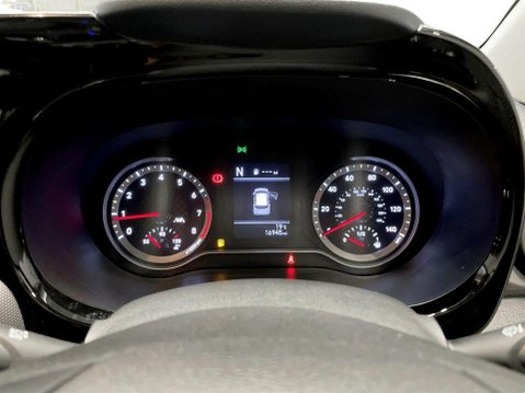 Hyundai i10 1.0 SE Connect Hatchback 5dr Petrol Auto Euro 6 (s/s) (67 ps) Air Con - All 14