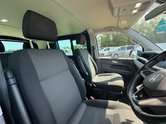 Volkswagen Transporter Crew Cab AUTO SWB L1H1 Low Roof T32 Highline 204ps 4motion Air Con Alloys E 18