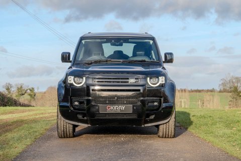 Land Rover Defender P400e XS Edition PHEV 23