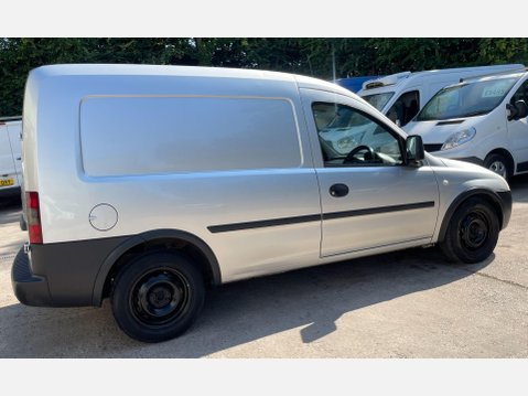 Vauxhall Combo 1.3 CDTi 1700 16v Panel Van 3dr Diesel Manual (134 g/km, 69 bhp) 8