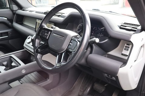 Land Rover Defender 110 D250 HARD TOP MHEV URBAN STYLED WITH REAR SEATS  14