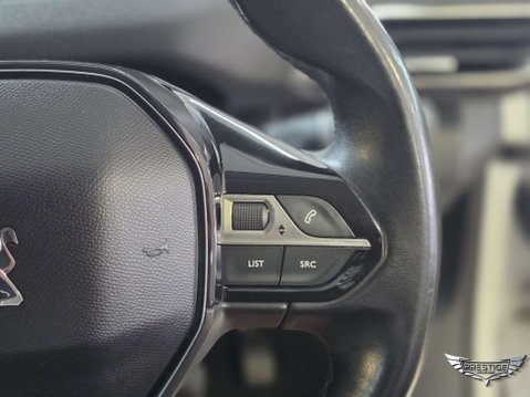Peugeot 3008 1.2 PureTech Active Euro 6 (s/s) 5dr 58