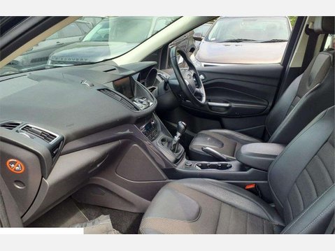 Ford Kuga 2.0 TDCi Titanium 2WD Euro 6 (s/s) 5dr 3